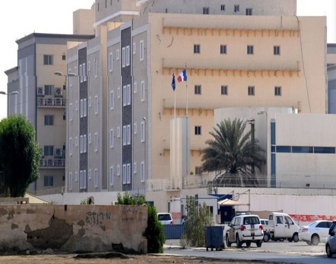 هجوم جدة: إصابة عدة أشخاص بينهم دبلوماسيون أوروبيون في هجوم خلال احتفال في مقبرة لغير المسلمين هجوم جدة: إصابة عدة أشخاص بينهم دبلوماسيون أوروبيون في هجوم خلال احتفال في مقبرة لغير المسلمين