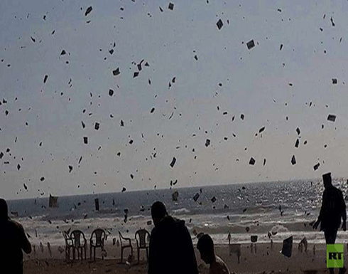 إسرائيل تلقي آلاف المنشورات على قطاع غزة إسرائيل تلقي آلاف المنشورات على قطاع غزة