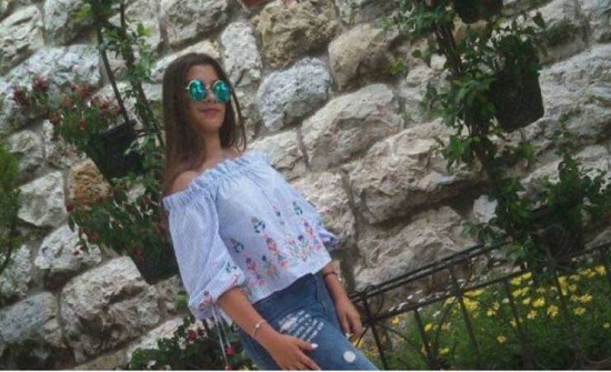 الجميلة ياسمين وجدت مشنوقة على شرفة منزلها ووالدتها رفضت بقاء جثتها الجميلة ياسمين وجدت مشنوقة على شرفة منزلها ووالدتها رفضت بقاء جثتها