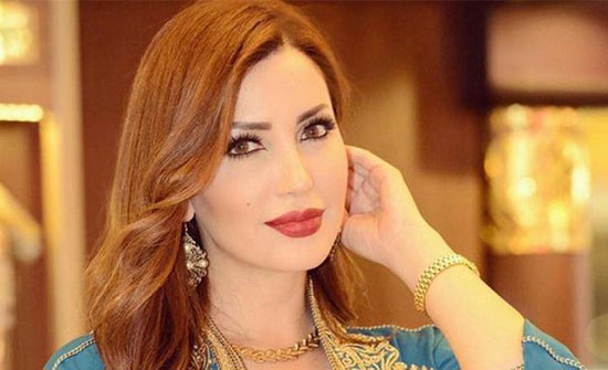 بالفيديو : نسرين طافش تثير ذعر الجمهور بسبب ما فعلته أمام المسبح بالفيديو : نسرين طافش تثير ذعر الجمهور بسبب ما فعلته أمام المسبح