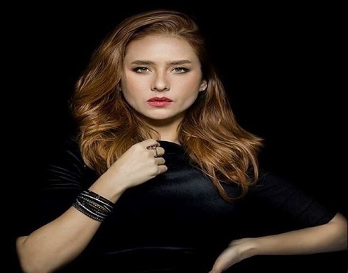 هل تزوجت ؟ صور رومانسية للفنانة نيللي كريم مع رجل هل تزوجت ؟ صور رومانسية للفنانة نيللي كريم مع رجل