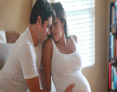 بهذه الحالات فقط.. ممارسة العلاقة الحميمة أثناء الحمل يعرض الجنين للخطر بهذه الحالات فقط.. ممارسة العلاقة الحميمة أثناء الحمل يعرض الجنين للخطر