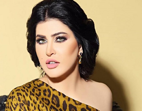 في أول ظهور فني بعد غياب.. جمانة مراد بإطلالة جريئة ! في أول ظهور فني بعد غياب.. جمانة مراد بإطلالة جريئة !