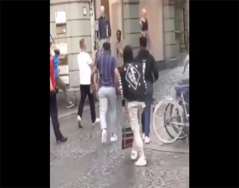 قتلى وجرحى جراء عملية طعن في مدينة فورتسبورغ الألمانية .. بالفيديو قتلى وجرحى جراء عملية طعن في مدينة فورتسبورغ الألمانية .. بالفيديو