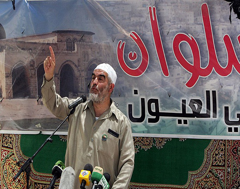الشيخ رائد صلاح يتبرع بجائزة دولية لصالح اللاجئين السوريين الشيخ رائد صلاح يتبرع بجائزة دولية لصالح اللاجئين السوريين