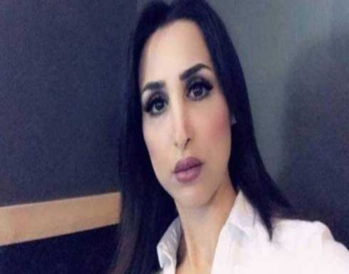 شاهد.. رؤى ابنة هند القحطاني بملابس فاضحة ووالدتها تتغزل “ايش الحركات الحلوة” شاهد.. رؤى ابنة هند القحطاني بملابس فاضحة ووالدتها تتغزل “ايش الحركات الحلوة”