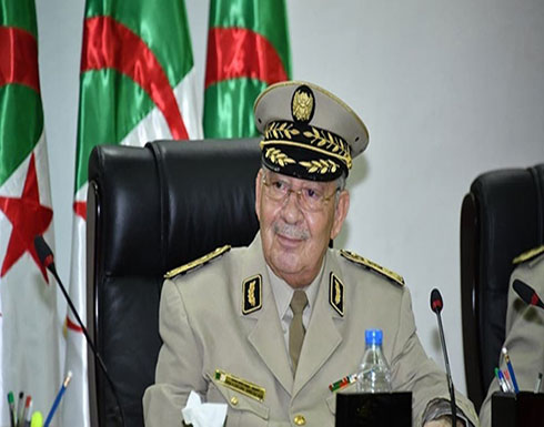 قايد صالح: إما أن تكون مع الجزائر أو مع أعدائها قايد صالح: إما أن تكون مع الجزائر أو مع أعدائها