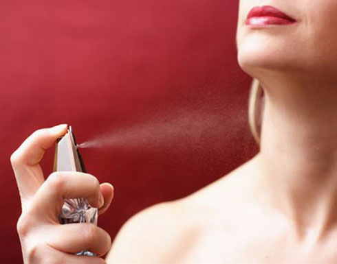 نصائح تساعدكِ لاختيار عطرك الصيفي الجديد نصائح تساعدكِ لاختيار عطرك الصيفي الجديد