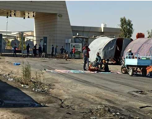 محتجون عراقيون يغلقون مصفاة الناصرية مطالبين بوظائف محتجون عراقيون يغلقون مصفاة الناصرية مطالبين بوظائف