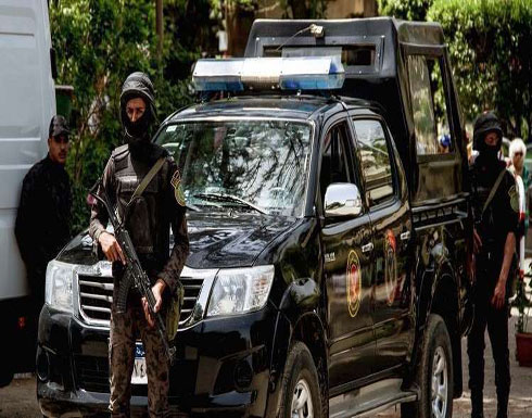 الأمن المصري يفكك عبوة ناسفة أمام كنيسة في الإسكندرية الأمن المصري يفكك عبوة ناسفة أمام كنيسة في الإسكندرية