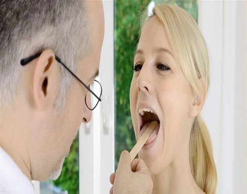 اسباب واعراض حصوات الغدد اللعابية في الفم اسباب واعراض حصوات الغدد اللعابية في الفم