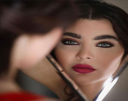 صورة ..قمر تفجر مفاجآة حول انجي خوري : مصابة بالإيدز... وفضيحة ثقيلة حول والدتها صورة ..قمر تفجر مفاجآة حول انجي خوري : مصابة بالإيدز... وفضيحة ثقيلة حول والدتها