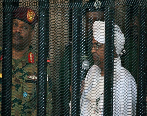 اعتقالات السودان تطال "خال البشير".. رغم خلافاتهما اعتقالات السودان تطال "خال البشير".. رغم خلافاتهما