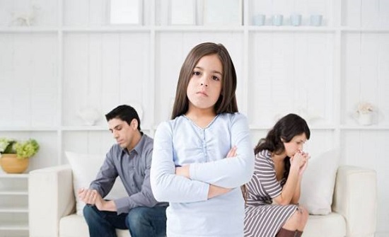 كيف يؤثر طلاق الوالدين على صحة الأطفال؟ كيف يؤثر طلاق الوالدين على صحة الأطفال؟