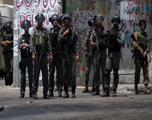 الجيش الإسرائيلي يفرق محتجين فلسطينيين ضد زيارة لنتنياهو الجيش الإسرائيلي يفرق محتجين فلسطينيين ضد زيارة لنتنياهو