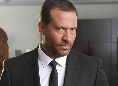 بفستان محتشم.. ابنة ماجد المصري تخطف الأنظار في حفل خطوبتها بفستان محتشم.. ابنة ماجد المصري تخطف الأنظار في حفل خطوبتها