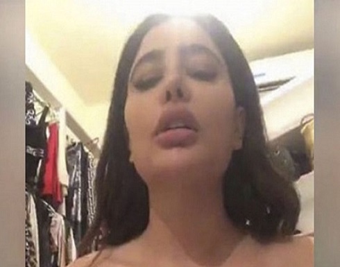 انجي خوري بملابس مثيرة على سريرها تثير الجدل و ناشطين : عيب انجي خوري بملابس مثيرة على سريرها تثير الجدل و ناشطين : عيب