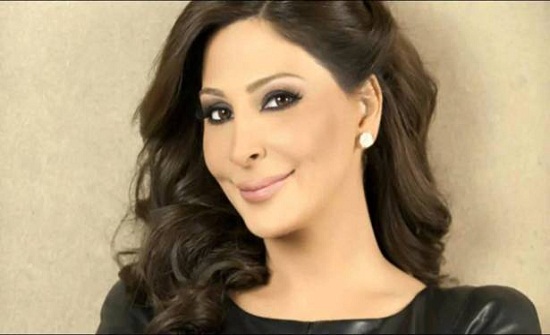 إليسا تكشف عن مفاجأة سارة لجمهورها إليسا تكشف عن مفاجأة سارة لجمهورها