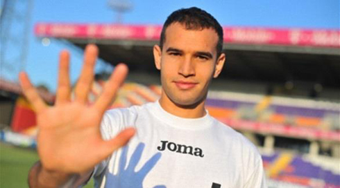 اتحاد كلباء الاماراتي يصرف النظر عن الأردني ثائر البواب