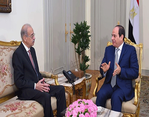الحكومة المصرية تتقدم باستقالتها للرئيس السيسي الحكومة المصرية تتقدم باستقالتها للرئيس السيسي