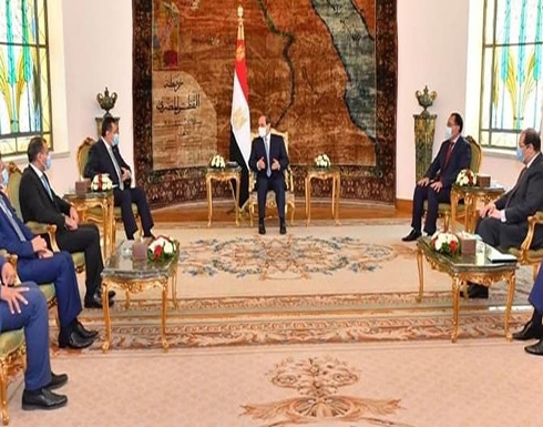 السيسي: مصر تدعم أمن واستقرار اليمن وحكومته الشرعية السيسي: مصر تدعم أمن واستقرار اليمن وحكومته الشرعية
