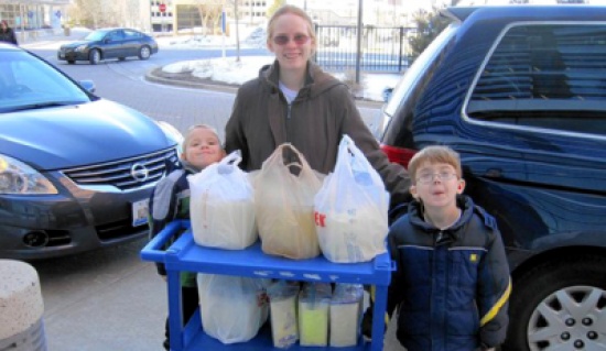 امرأة تحطم الرقم القياسي وتتبرع بـ 500 لتر من حليبها