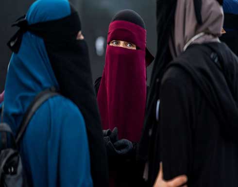 السويسريون يؤيدون في استفتاء حظر "أغطية الوجه" والمنظمات الإسلامية تندد السويسريون يؤيدون في استفتاء حظر "أغطية الوجه" والمنظمات الإسلامية تندد