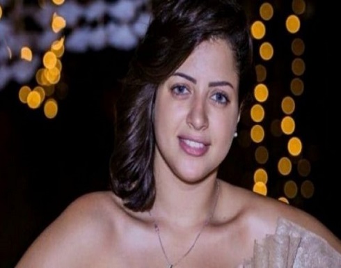بطلة الافلام المخلة تنشر مقطع بالروب و فستان أسود شفاف .. شاهد بطلة الافلام المخلة تنشر مقطع بالروب و فستان أسود شفاف .. شاهد