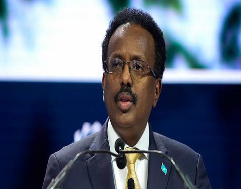 بعد توترات وضغوط.. الرئيس الصومالي يتخلى عن تمديد فترة حكمه بعد توترات وضغوط.. الرئيس الصومالي يتخلى عن تمديد فترة حكمه