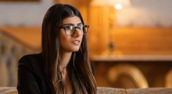 مايا خليفة تهدد ترامب بنشر صور عارية له مايا خليفة تهدد ترامب بنشر صور عارية له