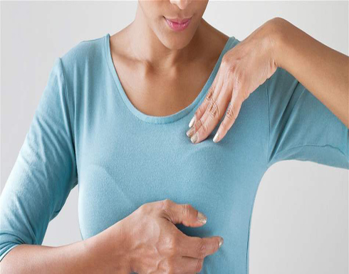 6 نصائح هامة لعدم ترهل الثدي.. أهمها تقنية "مصاص الدماء" 6 نصائح هامة لعدم ترهل الثدي.. أهمها تقنية "مصاص الدماء"