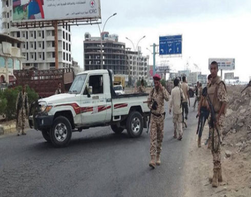 مصدر عسكري: 9 قتلى في اشتباكات بالدبابات في عدن مصدر عسكري: 9 قتلى في اشتباكات بالدبابات في عدن