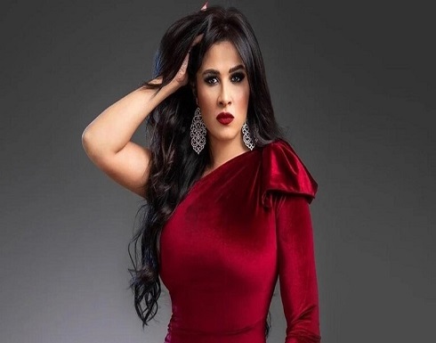 ياسمين عبد العزيز عن أزمتها الصحية: "التربي جهّزلي القبر" (فيديو) ياسمين عبد العزيز عن أزمتها الصحية: "التربي جهّزلي القبر" (فيديو)