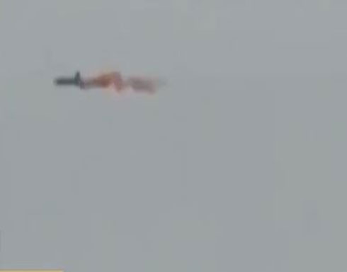 بالفيديو : شاهد لحظة اسقاط طائرة للنظام السوري فوق ادلب بالفيديو : شاهد لحظة اسقاط طائرة للنظام السوري فوق ادلب