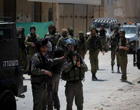 إصابة شاب فلسطيني في مواجهات مع قوات الإحتلال الإسرائيلي جنوب نابلس إصابة شاب فلسطيني في مواجهات مع قوات الإحتلال الإسرائيلي جنوب نابلس