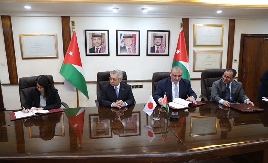قرض ياباني لدعم الموازنة العامة بقيمة 100 مليون دولار قرض ياباني لدعم الموازنة العامة بقيمة 100 مليون دولار