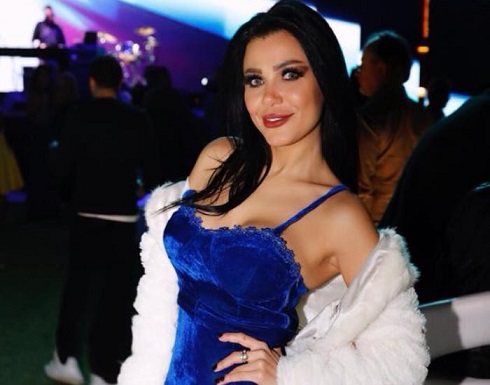 منى ممدوح تكشف عن جسدها بملابس وصفت بالفاضحة .. شاهد منى ممدوح تكشف عن جسدها بملابس وصفت بالفاضحة .. شاهد