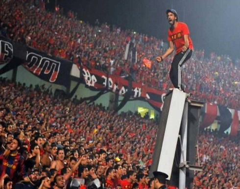 الأهلي "الغاضب" يهدد بالانسحاب من الدوري المصري الأهلي "الغاضب" يهدد بالانسحاب من الدوري المصري