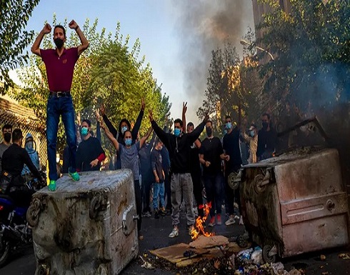 السلطات الإيرانية تعتقل 115 من أفراد الجيش بسبب دعمهم للاحتجاجات السلطات الإيرانية تعتقل 115 من أفراد الجيش بسبب دعمهم للاحتجاجات