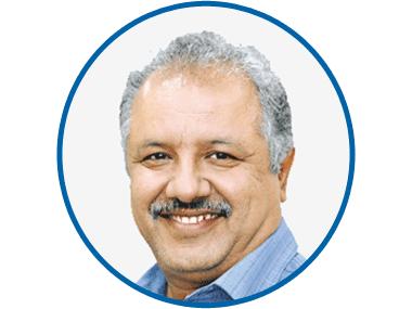 هل يسقط كتاب رئيس دولة؟ رأي المؤلف هل يسقط كتاب رئيس دولة؟ رأي المؤلف