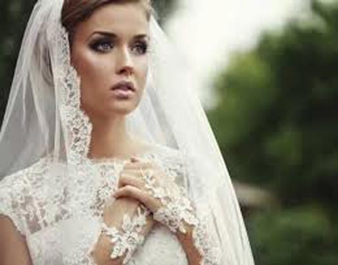عروس تضع أسرة عريسها في موقف محرج بحفل الزفاف لإسعاد أهلها عروس تضع أسرة عريسها في موقف محرج بحفل الزفاف لإسعاد أهلها