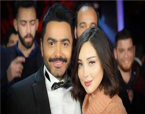 بالفيديو .. هدية تامر حسني لبسمة بوسيل في عيد الحب: ورد وبلالين حمراء بالفيديو .. هدية تامر حسني لبسمة بوسيل في عيد الحب: ورد وبلالين حمراء