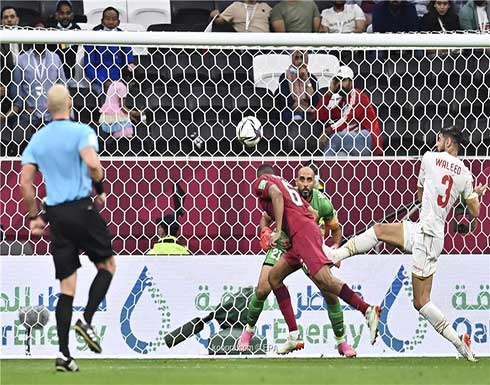 بالصور: قطر تنجو من مفاجآت الافتتاح وتهزم البحرين بالصور: قطر تنجو من مفاجآت الافتتاح وتهزم البحرين