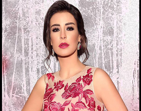 وعكة صحية مفاجئة تضرب ماغي بوغصن من جديد (شاهد) وعكة صحية مفاجئة تضرب ماغي بوغصن من جديد (شاهد)