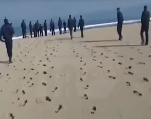 بالفيديو : الداخلية الليبية تعثر على موقع ذبح المصريين الأقباط في مدينة سرت بالفيديو : الداخلية الليبية تعثر على موقع ذبح المصريين الأقباط في مدينة سرت