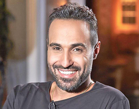 أحمد فهمي : ” جدي اتجوز 17 مرة “ و ظهور نادر لوالدته .. بالفيديو أحمد فهمي : ” جدي اتجوز 17 مرة “ و ظهور نادر لوالدته .. بالفيديو