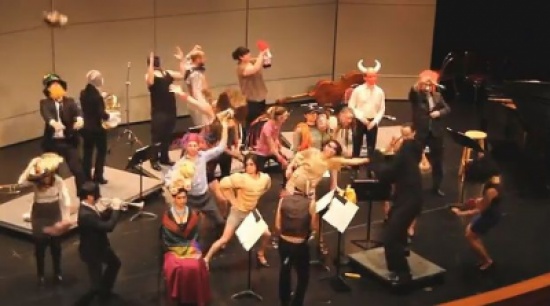 بعد " جنغام ستايل " .. رقصة "هارلم شيك " تكتسح العالم ( صور وفيديو )