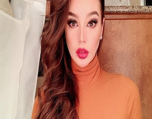 بروب الحمام و باقة ورد..جوهرة تثير الجدل على الانستغرام بروب الحمام و باقة ورد..جوهرة تثير الجدل على الانستغرام