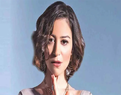بحوزتها مخدرات.. القبض على الفنانة منة شلبي في مطار القاهرة بحوزتها مخدرات.. القبض على الفنانة منة شلبي في مطار القاهرة