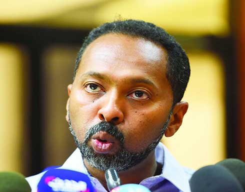 وزير سوداني: تصريح حميدتي تهديد مباشر للوفاء بالتزامات ومهام الوثيقة الدستورية وزير سوداني: تصريح حميدتي تهديد مباشر للوفاء بالتزامات ومهام الوثيقة الدستورية